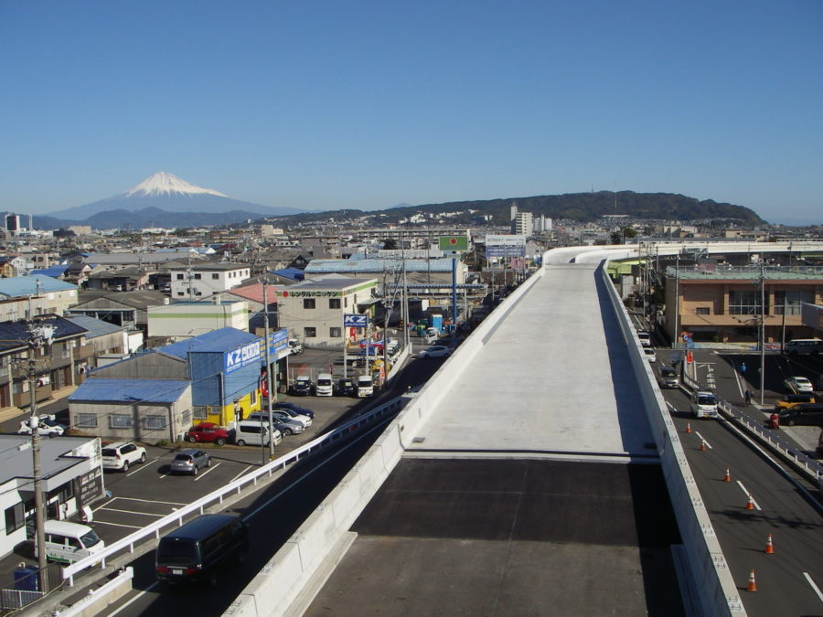 150号静岡バイパス中島高架橋上部工工事 - 平井工業株式会社